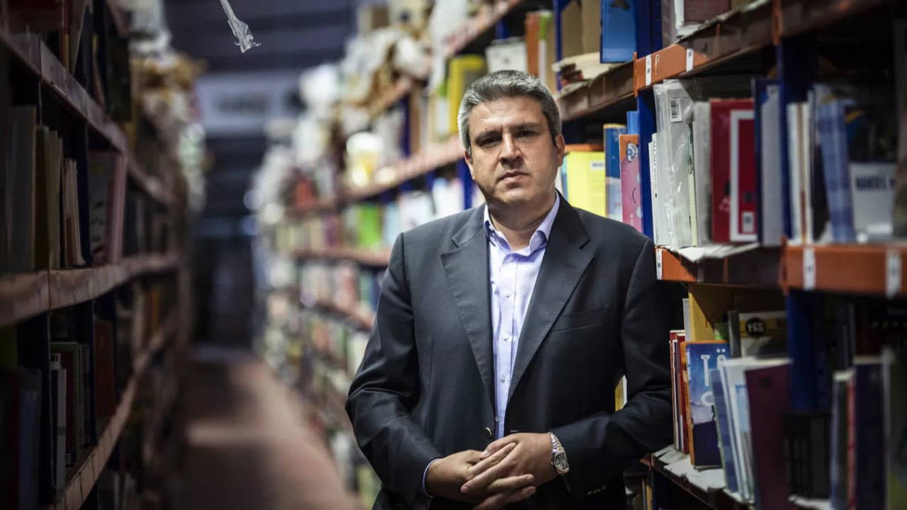 Kırmızı Kedi Yayınevi Kurucusu Haluk Hepkon’un X Hesabına Erişim Engeli Getirildi