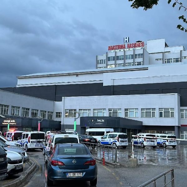 Erzurum'da sağlık çalışanlarına ve polise saldırdıkları iddiasıyla 3 kişi tutuklandı
