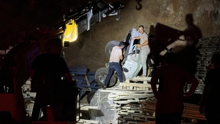 Antalya'da safaride kaza: Anne öldü, kızı yaralandı