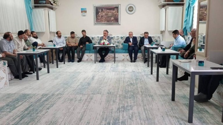 Bayburt'ta “Baba Okulu Seminerleri” başladı.