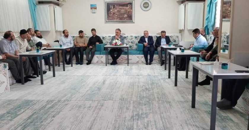 Bayburt'ta “Baba Okulu Seminerleri” başladı.