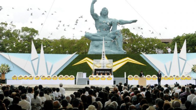 Japonya'da atom bombasının kurbanları anılıyor: İsrail davet edilmedi