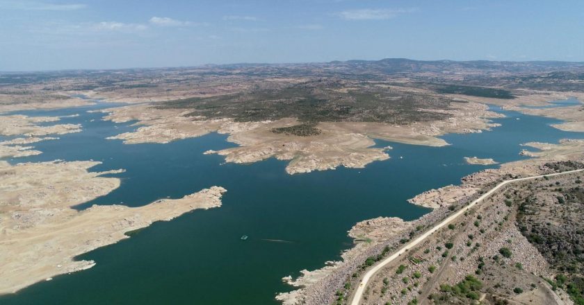 Edirne'ye içme suyu sağlayan barajda su seviyesi düşüyor