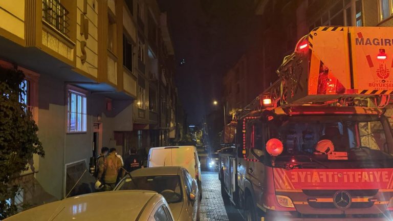 Sultangazi'de tarım ilaçlarından etkilenen 4'ü çocuk 9 kişi hastaneye kaldırıldı