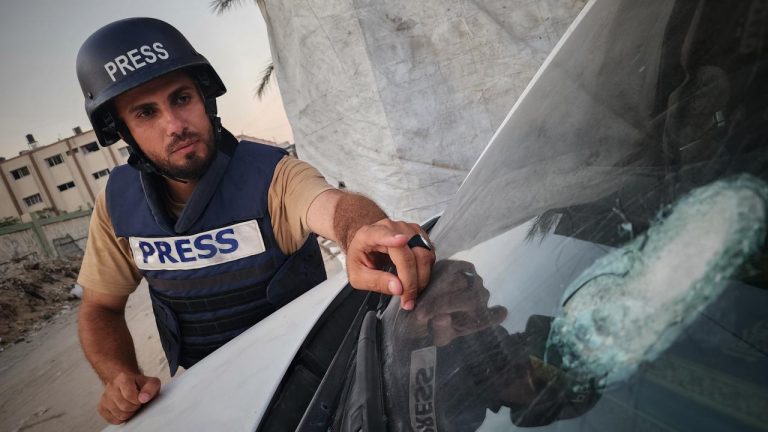 Siyasiler İsrail güçlerinin TRT ekibine saldırısını kınadı