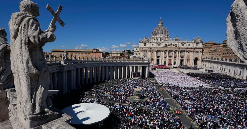 Fotoğraflarla Papa Francis’in cenaze töreni