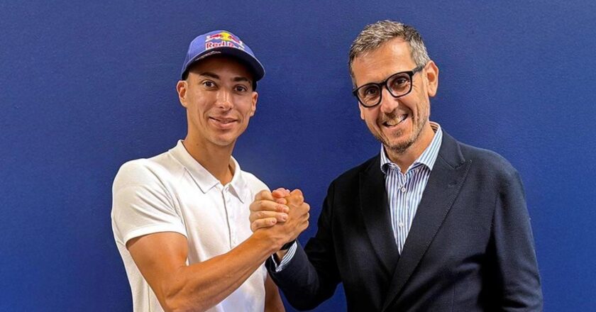 Milli motosikletçi Toprak Razgatlıoğlu, 2026 MotoGP’de yarışacak!