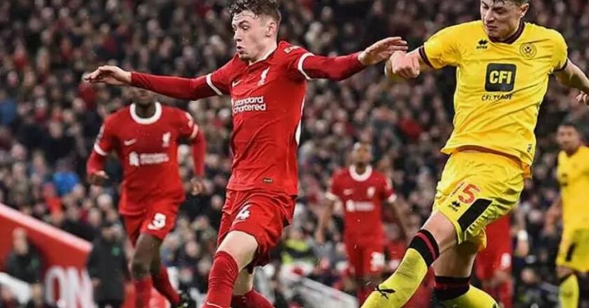Dünyanın İlk Futbol Topu Neyden Yapılıyordu? Şaşıracaksınız!