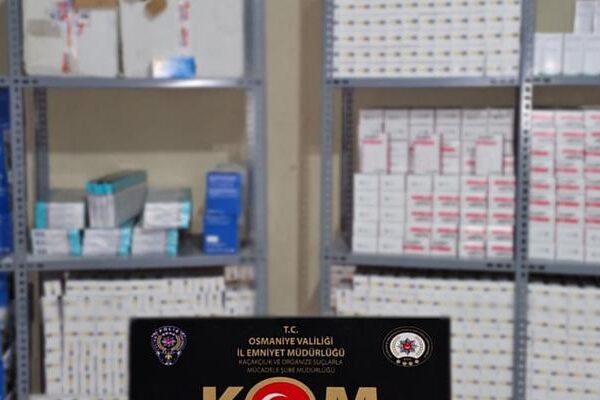Osmaniye’de son kullanma tarihi geçmiş 250 bin ilaç ele geçirildi! 3 şüpheli gözaltına alındı