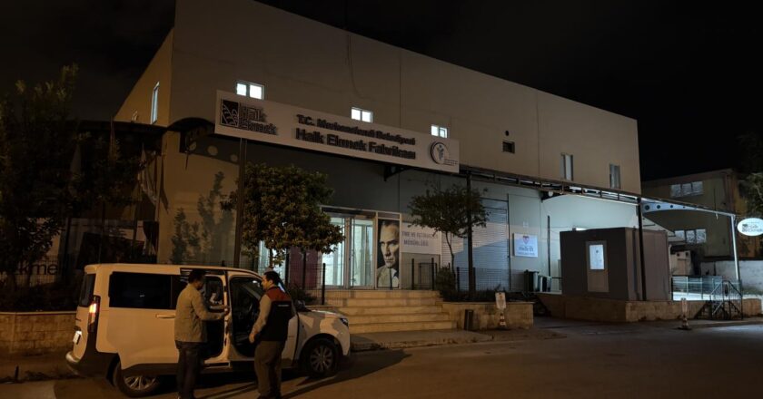 Denizli’de belediyenin ekmek fabrikasında fare gezdiği iddiasıyla denetim yapıldı