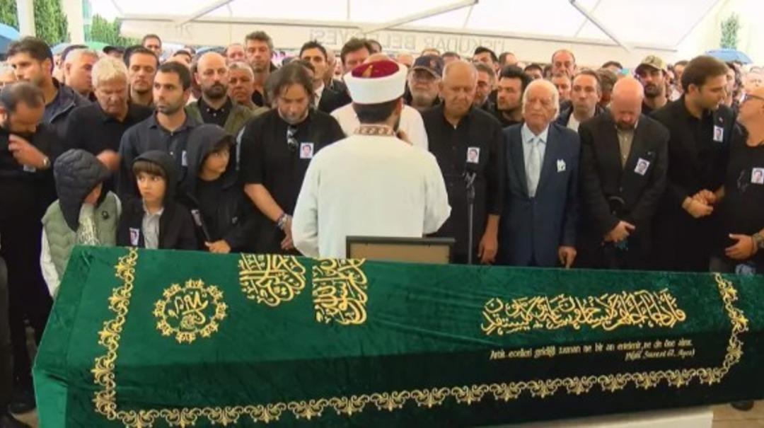 İş adamı Halit Yukay'ın teknesine çarpıp ölümüne sebep oldu... O geminin kaptanına gerekli ceza açıklandı 8