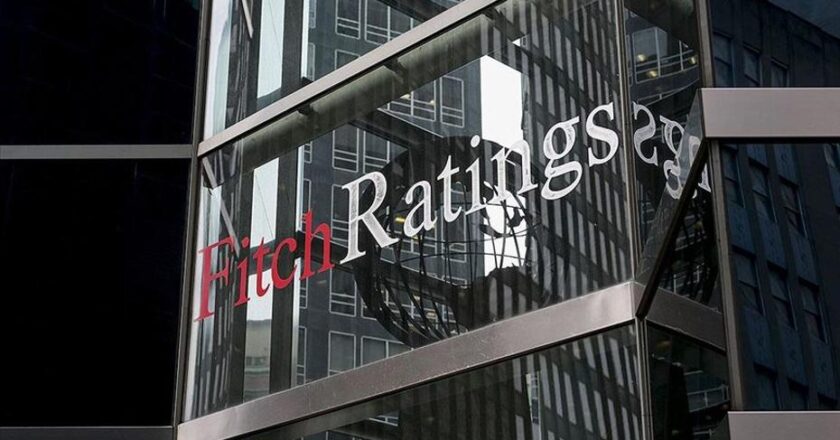 Fitch, Türkiye’deki bazı bankaların kredi notlarını artırdı