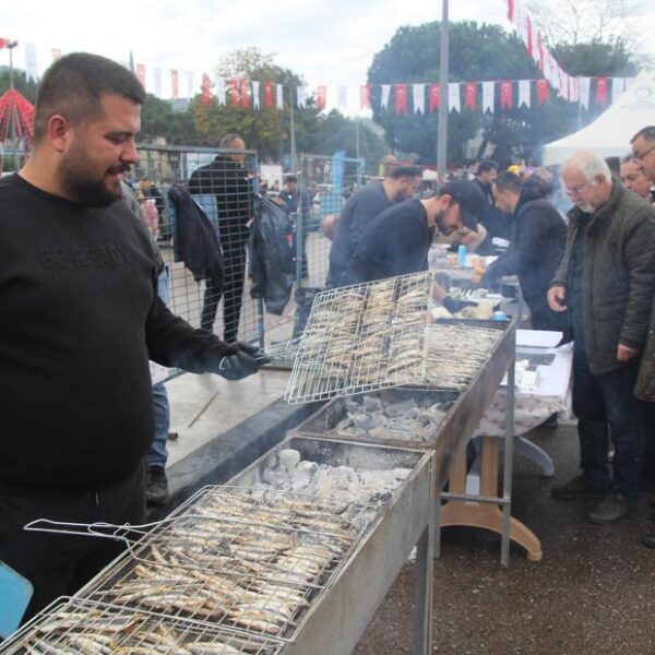 7 ton tükendi, kuyruklar oluştu! Vatandaşlar hücum etti.