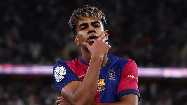 LaLiga’da Lamine Yamal, sezonun oyuncusu seçildi